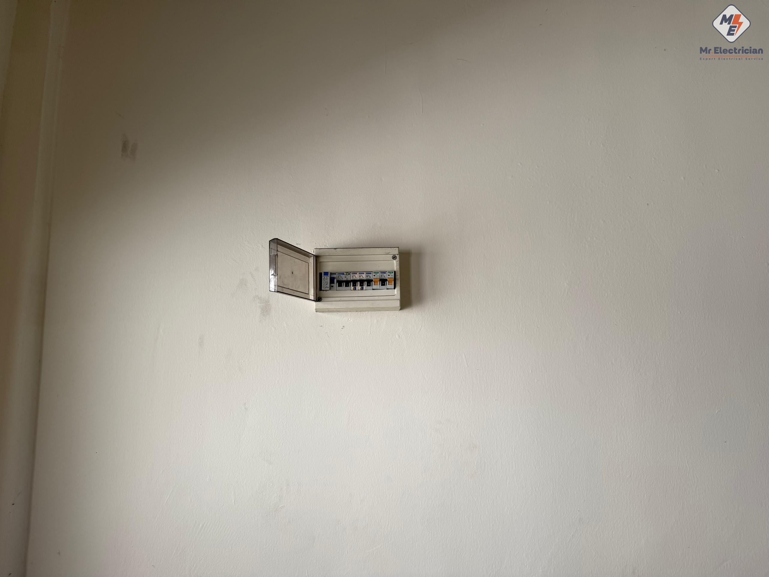 DB Box Kinrara Puchong